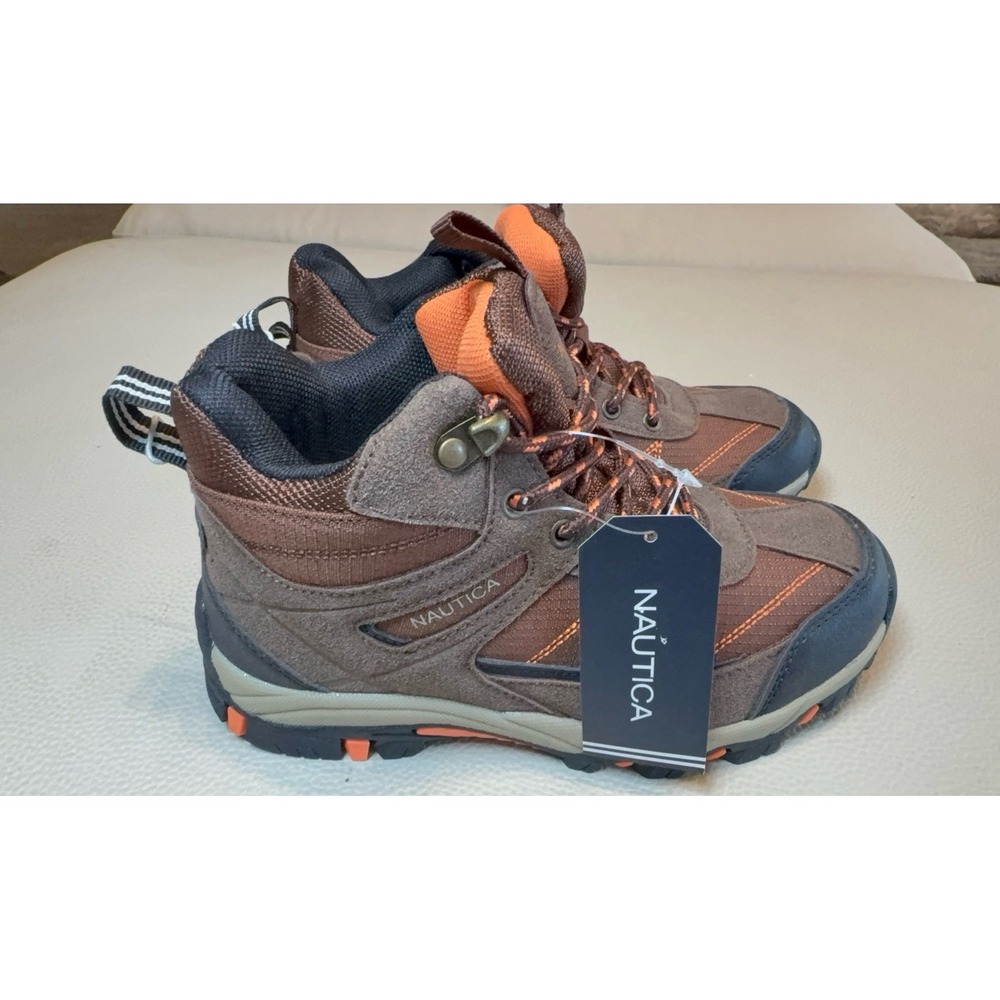 Boys size 1 NAUTICA Brown Lace-Up Outdoor River Rock Hiking Boots NWT